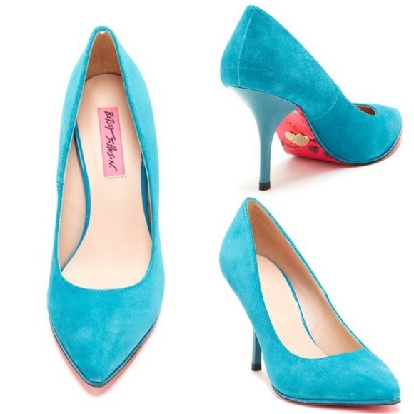 Betsey Johnson Shoes - Betsey Johnson Ziip Pump